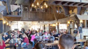Universal Orlando Dining: Three Broomsticks vs Leaky Cauldron | Green